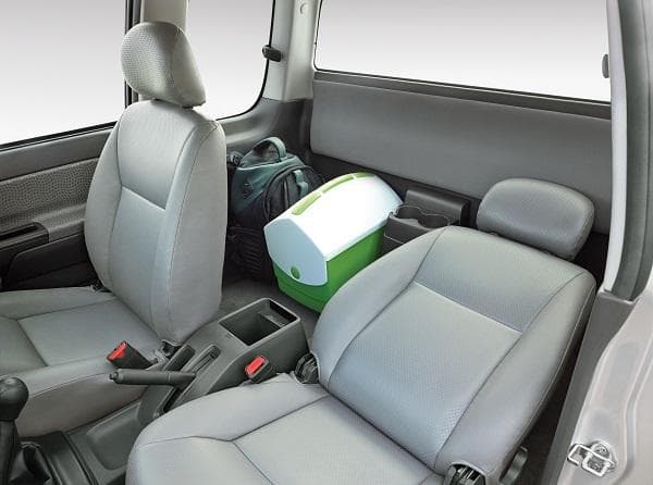 Auto Expo 2014: Isuzu D-max Space Cab photo gallery